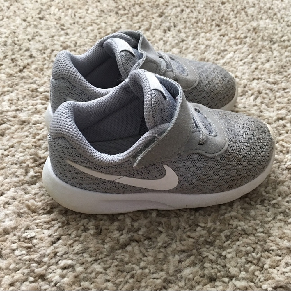 Nike Tanjun toddler sneakers